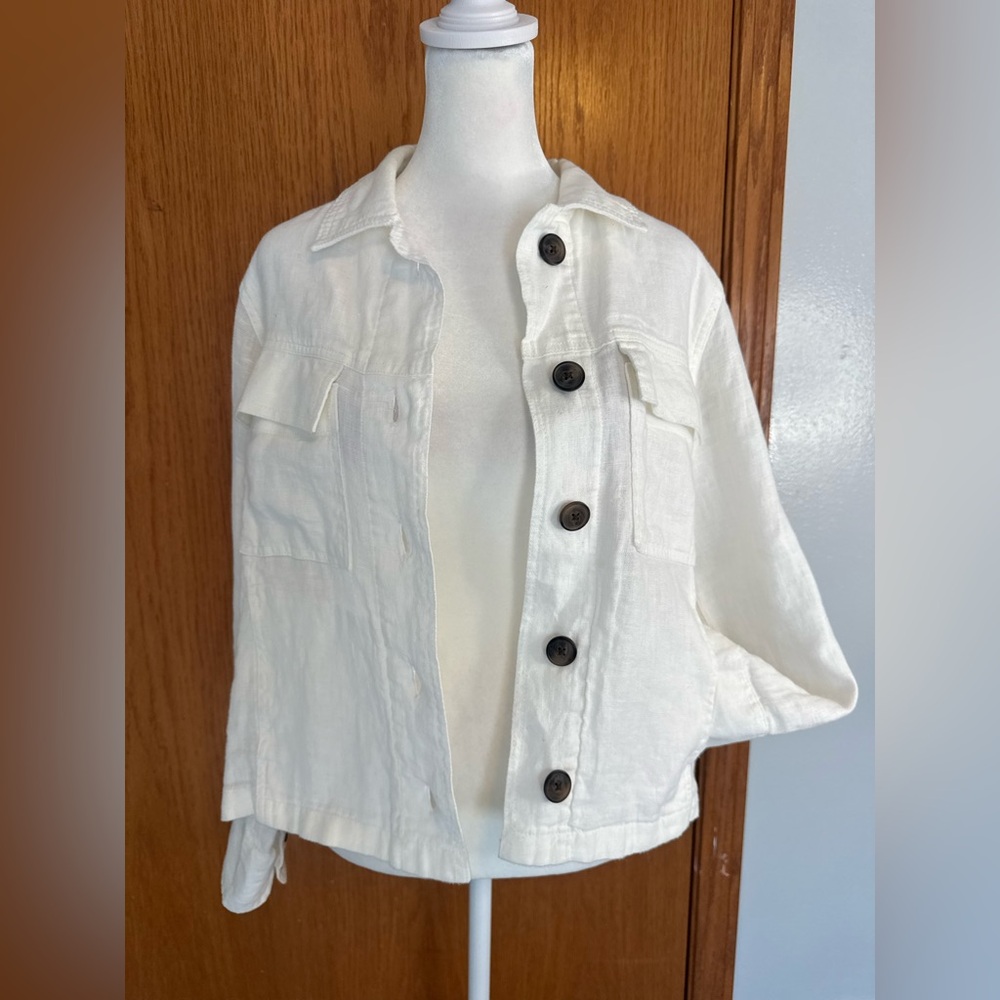 Nicole Miller 100% Linen White Button-Up Jacket, Like New - Picture 9 of 11